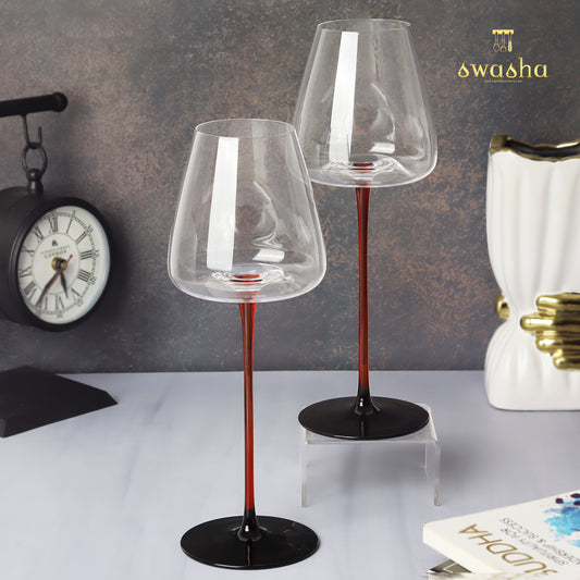 Set of 6 elegant wine glasses - elevate your dining experience with this classic set