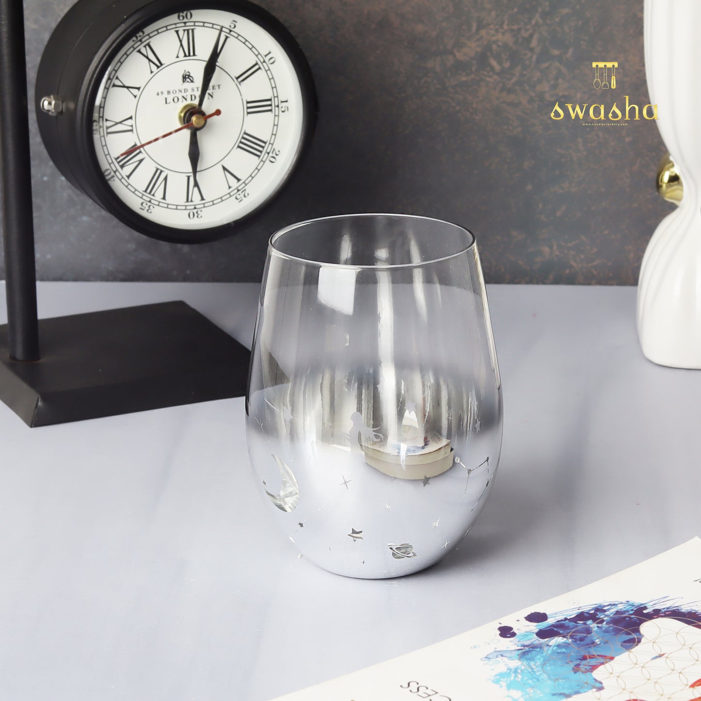 Set of 6 elegant wine glasses - elevate your dining experience with this classic set