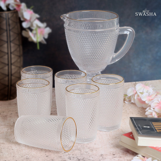 Glassware set with jug and glasses - elegant and functional glass ensemble