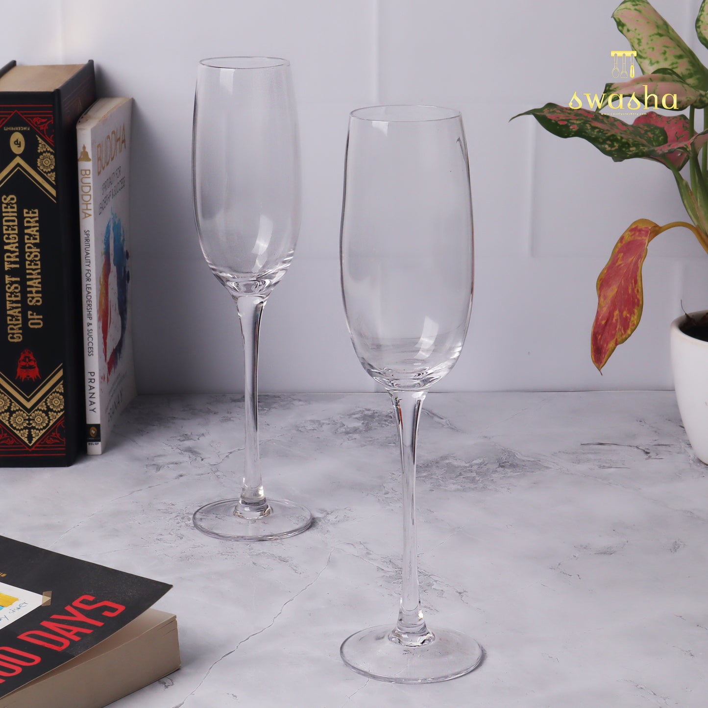 Set of 6 elegant champagne glasses - perfect for celebratory toasts and occasions