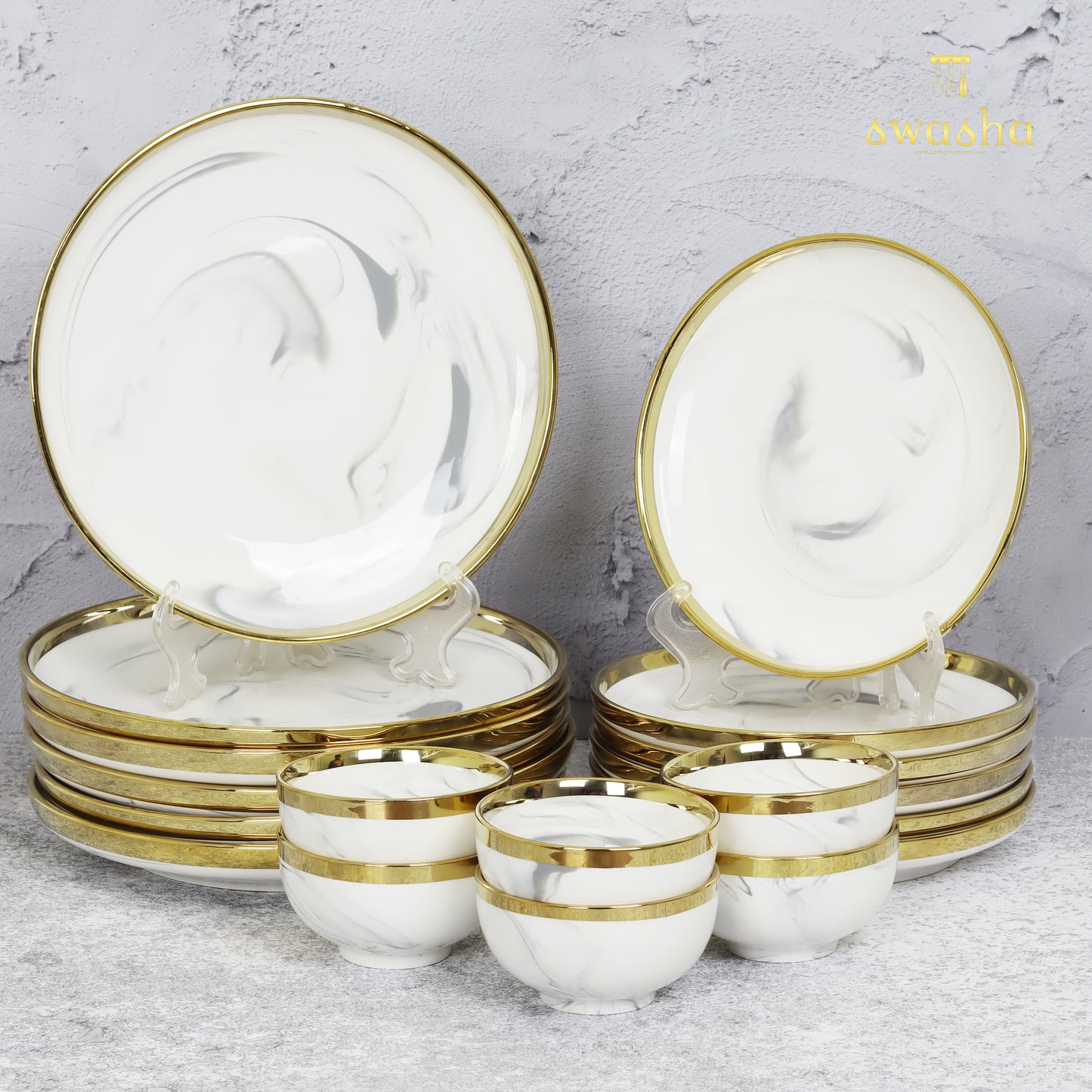 Personalized 18-piece ceramic dinner set - elevate dining with your unique touch