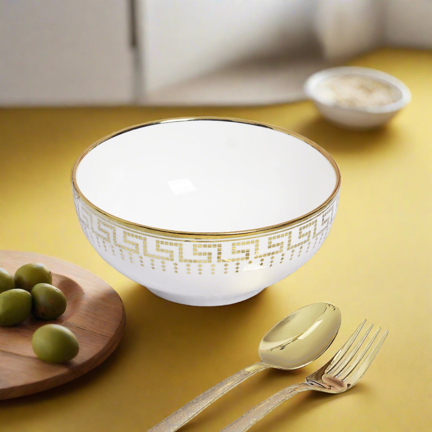 Personalized 9-piece ceramic dinner set - elevate dining with your unique touch