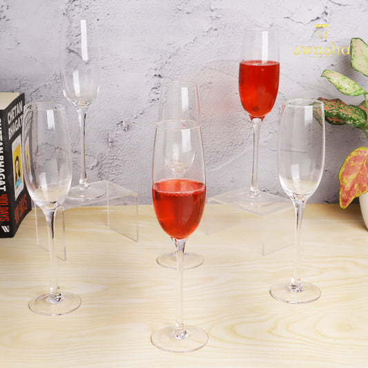 Set of 6 elegant champagne glasses - perfect for celebratory toasts and occasions