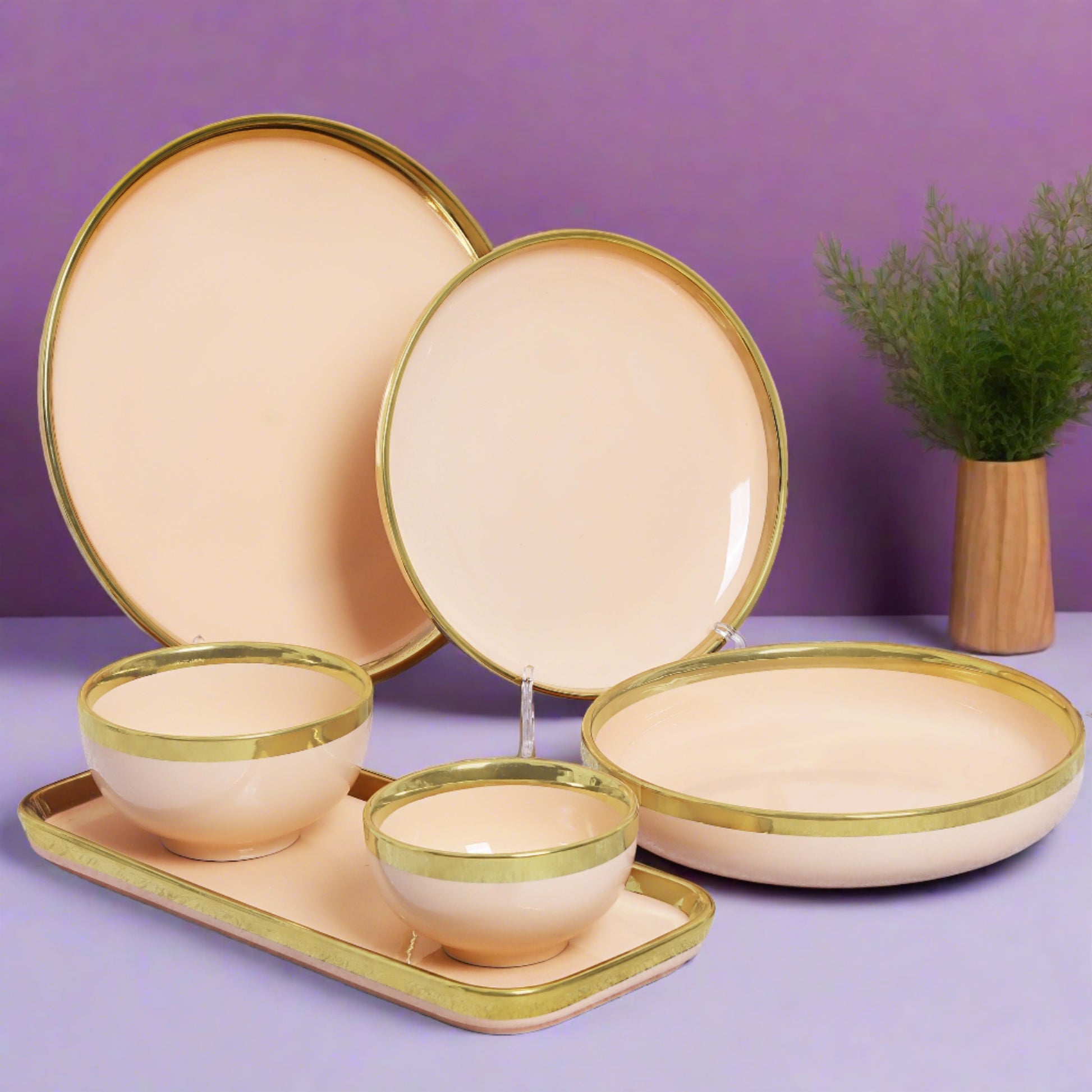 Porcelain Dinner Set of 34 Pieces
