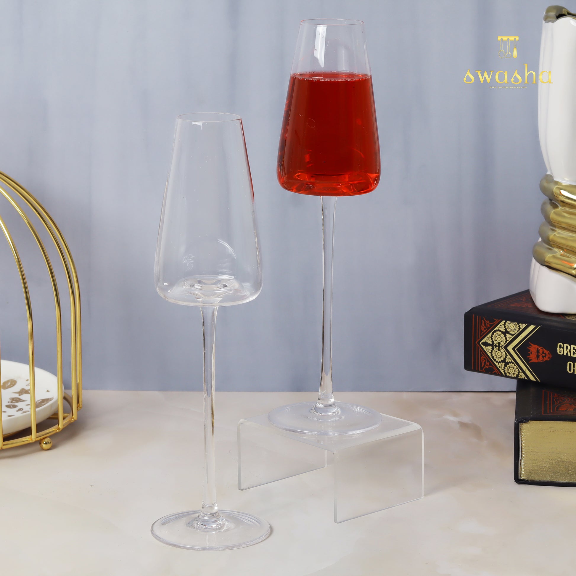 Set of 6 elegant wine glasses - elevate your dining experience with this classic set