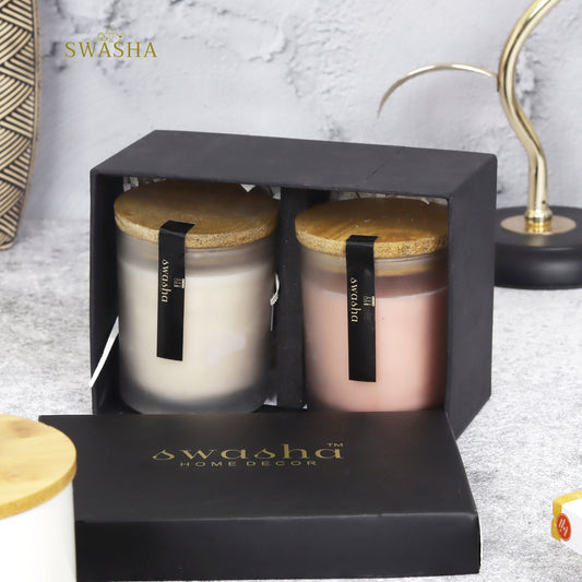 Vanilla scented pillar candles in glass jars - perfect for cozy evenings and relaxation