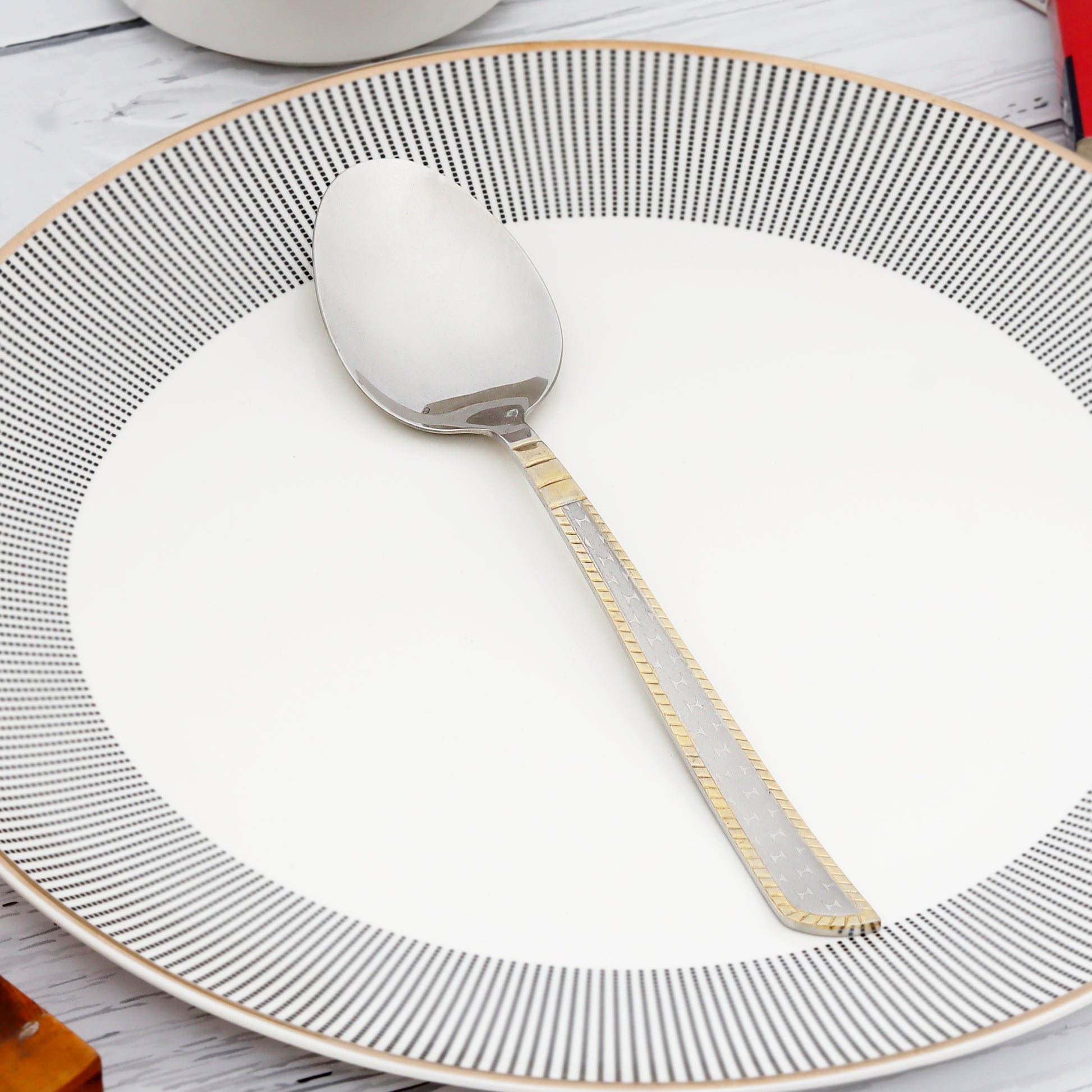 Elegant cutlery table spoon set by Swasha - redefine dining with timeless style
