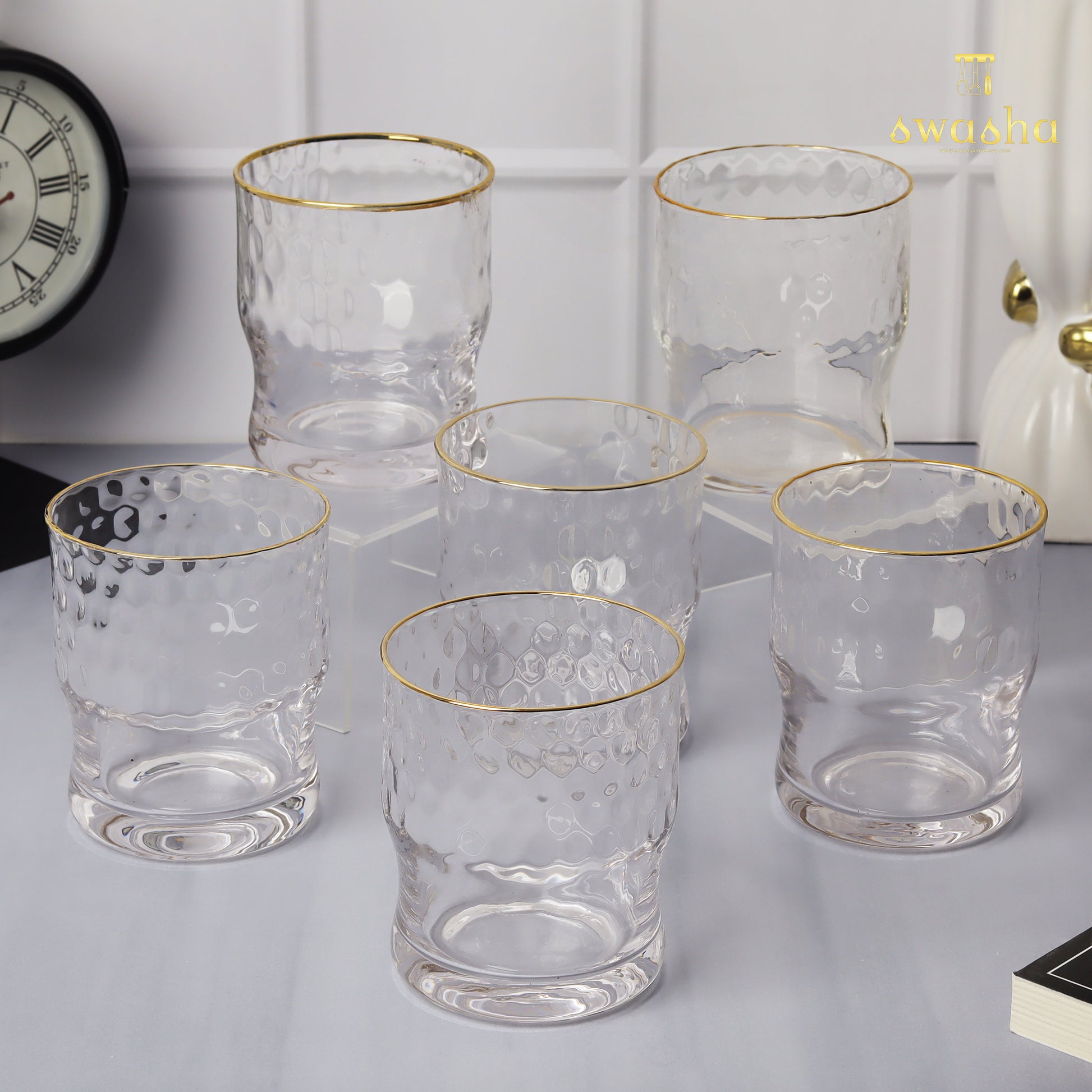 Set of 6 versatile glass tumblers - perfect for refreshing juices, whiskey and water.