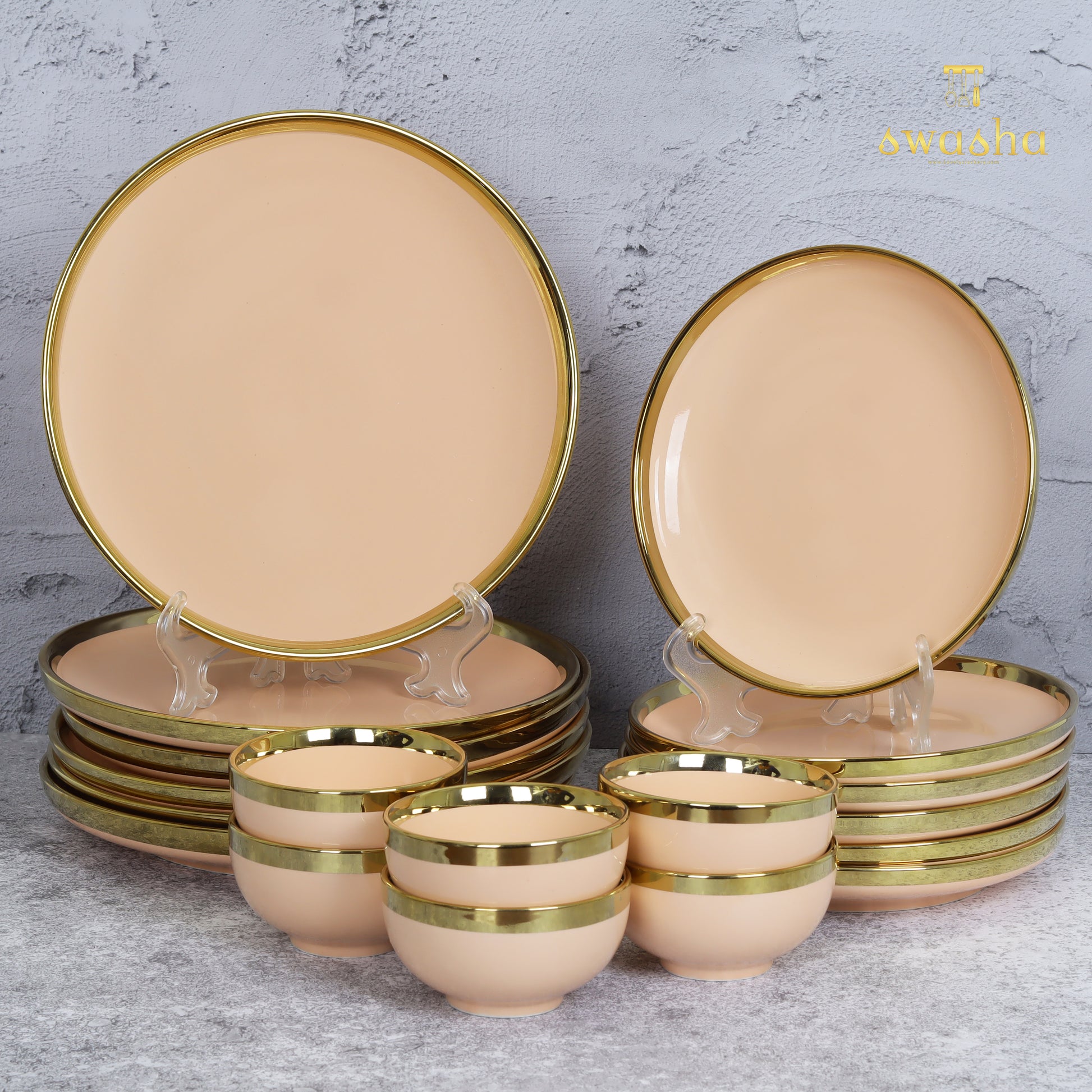 Personalized 18-piece ceramic dinner set - elevate dining with your unique touch