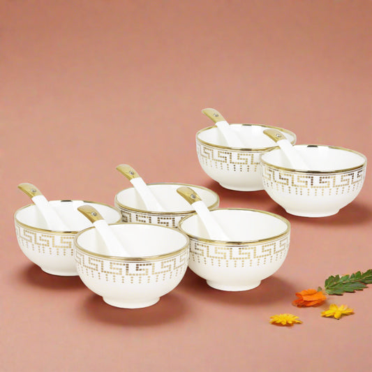 Set of 6 ceramic soup bowls with matching spoons - perfect for delightful soup servings