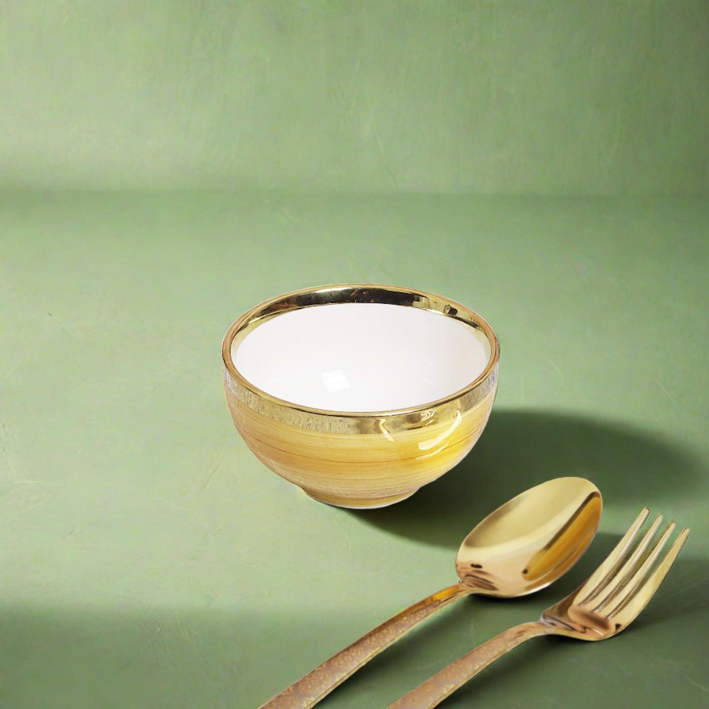 Versatile ceramic bowl, ideal for soups, salads, and desserts - timeless addition to your tableware