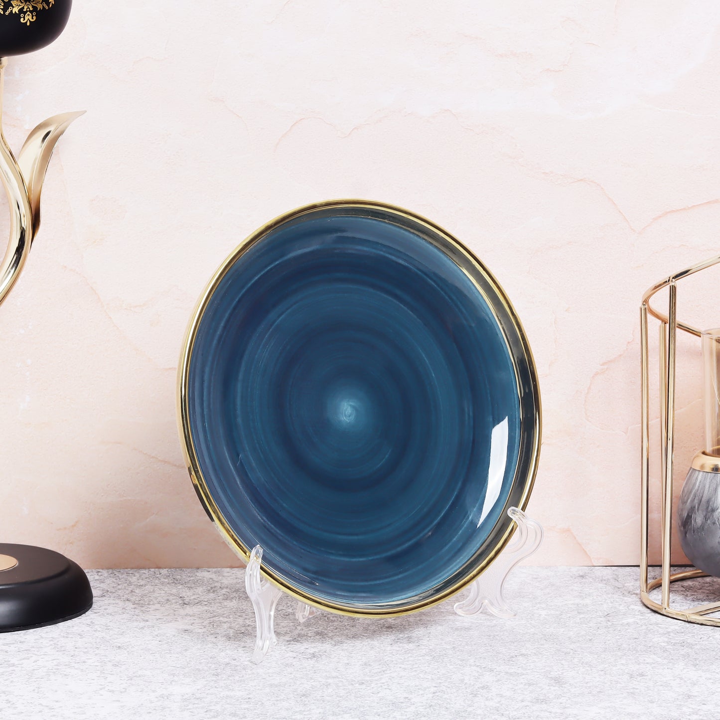 Classic ceramic dinner plate in pristine white - perfect for elegant dining settings.