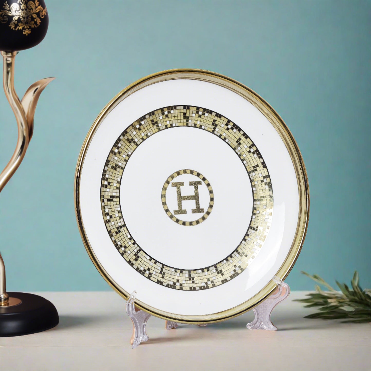 Personalized 9-piece ceramic dinner set - elevate dining with your unique touch